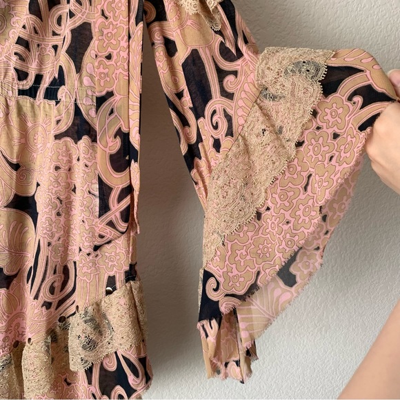 Valentino y2k lace bell sleeve blouse - Picture 5 of 16